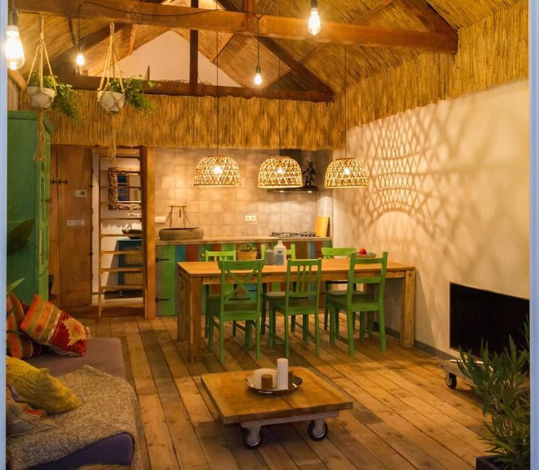 וולסן-זאוד Balistyle Guesthouse Incl Hottub Near Amsterdam And Haarlem מראה חיצוני תמונה